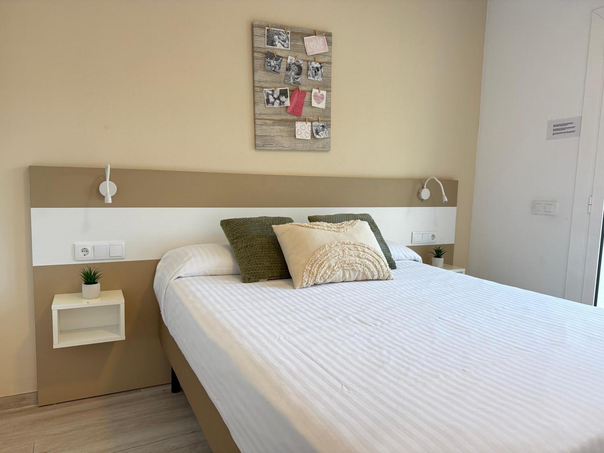 Ferienwohnung Agi Cosconilles Centro Roses Exterior foto